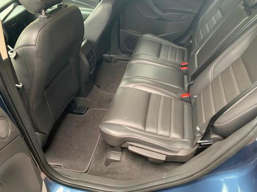 Blue 2018 Ford Escape Titanium