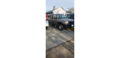 2003 Mazda B4000 SE Cab Plus