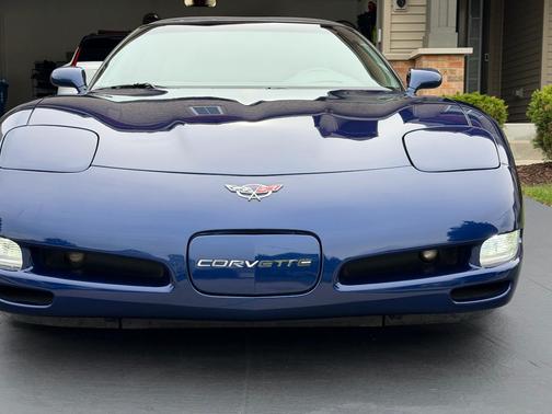 Blue 2004 Chevrolet Corvette Base