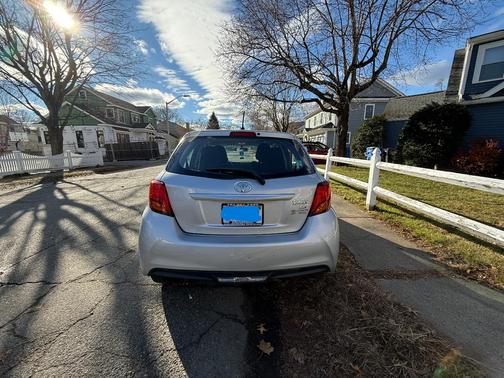 2015 Toyota Yaris LE