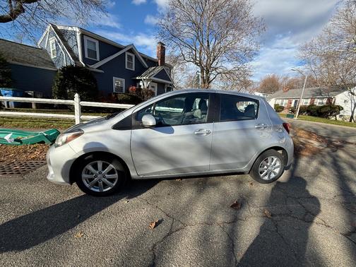 2015 Toyota Yaris LE