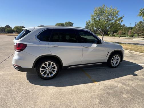 White 2018 BMW X5 eDrive xDrive40e