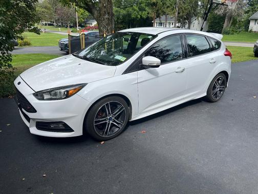 White 2017 Ford Focus ST Base
