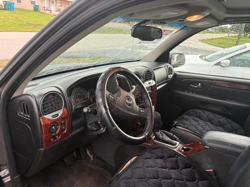 Brown 2007 GMC Envoy SLT