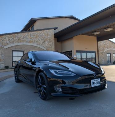 2020 Tesla Model S Long Range