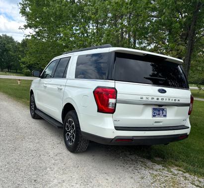 White 2023 Ford Expedition Max XLT