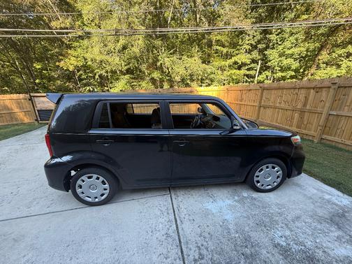 2015 Scion xB Base