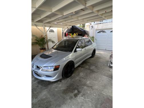 Photo 3 of 12 of 2005 Mitsubishi Lancer Evolution VIII
