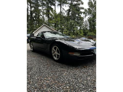 2003 Chevrolet Corvette Base
