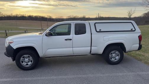 2019 Toyota Tacoma SR