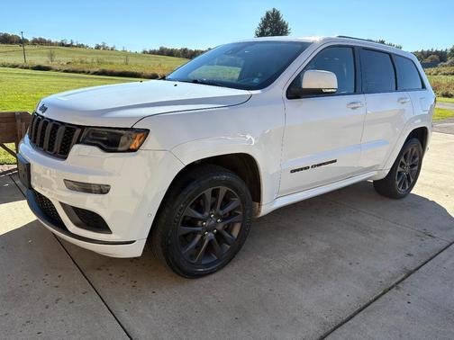 White 2018 Jeep Grand Cherokee High Altitude