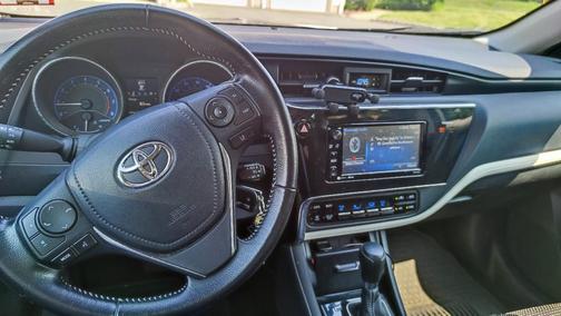 Silver 2017 Toyota Corolla iM Base