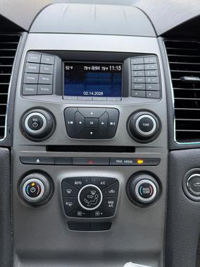 2018 Ford Taurus SEL