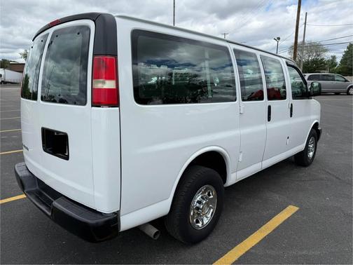 2007 Chevrolet Express 3500 Base