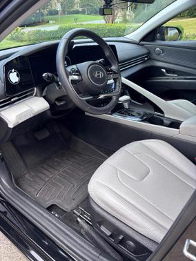 Black 2024 Hyundai ELANTRA HEV Limited