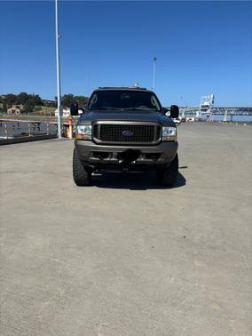 2004 Ford Excursion Limited