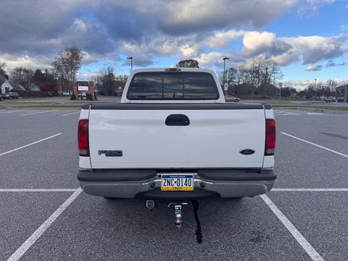 2002 Ford F-250 XLT Crew Cab Super Duty