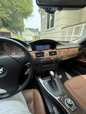 White 2011 BMW 328 i xDrive