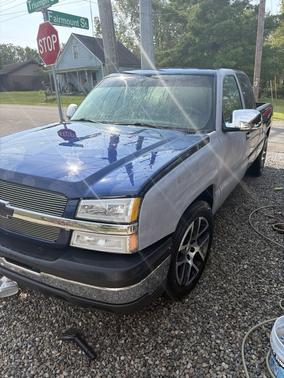 Blue 2003 Chevrolet Silverado 1500 LS Extended Cab