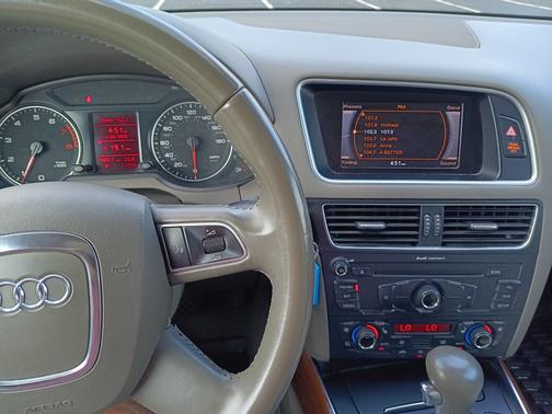 2012 Audi Q5 2.0T Premium Plus