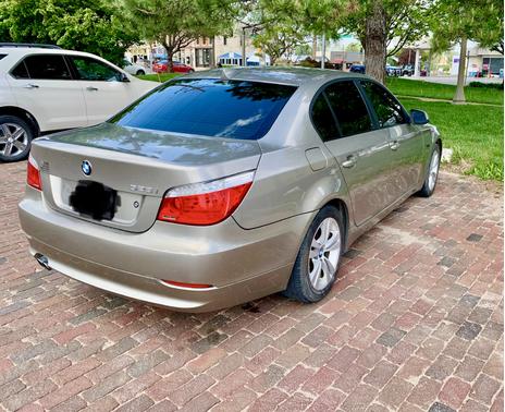 2010 BMW 528 i xDrive