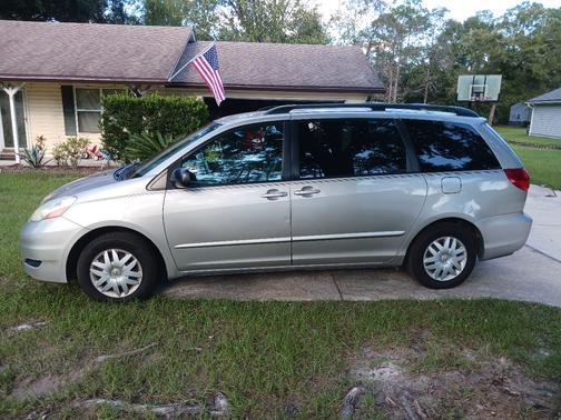 2006 Toyota Sienna LE