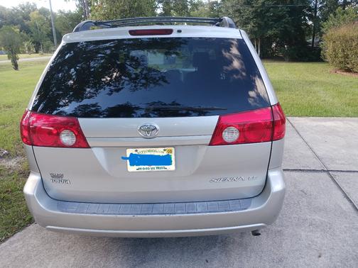 2006 Toyota Sienna LE