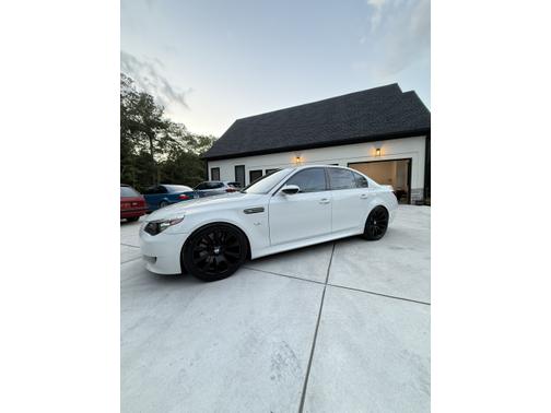 2007 BMW M5 Base