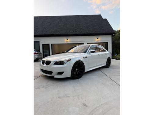 2007 BMW M5 Base
