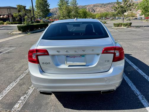 Gray 2014 Volvo S60 T5