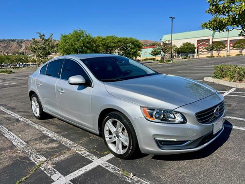 Gray 2014 Volvo S60 T5