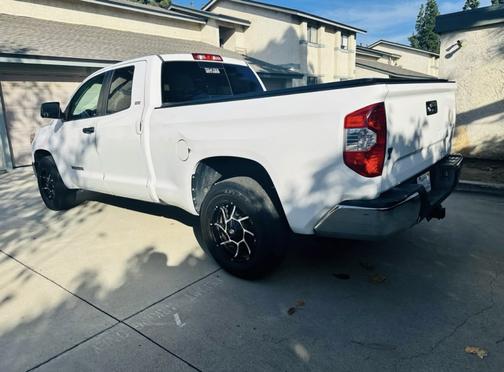 2016 Toyota Tundra SR