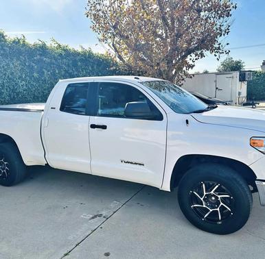 2016 Toyota Tundra SR