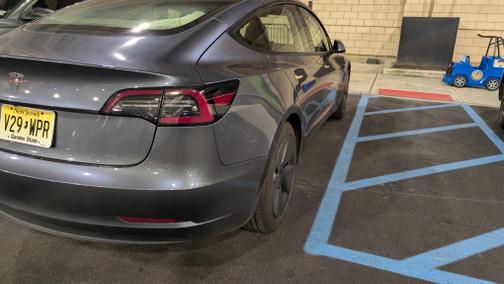 2023 Tesla Model 3 Base