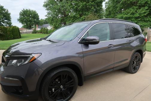 Gray 2022 Honda Pilot Special Edition