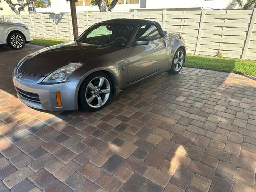 Silver 2008 Nissan 350Z Touring
