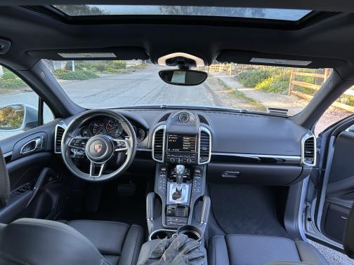 2016 Porsche Cayenne Base