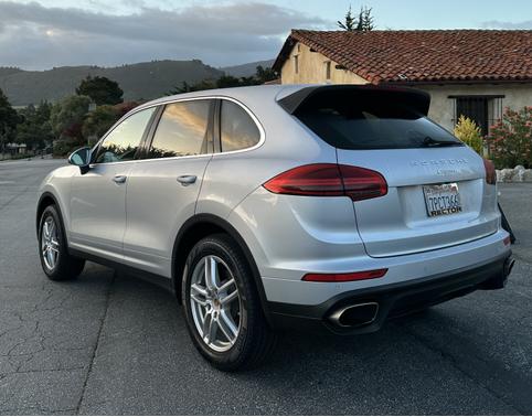 2016 Porsche Cayenne Base