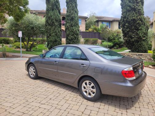 2005 Toyota Camry XLE V6