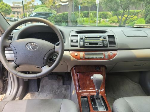 2005 Toyota Camry XLE V6