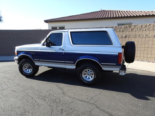 1996 Ford Bronco XLT