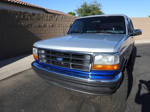 1996 Ford Bronco XLT