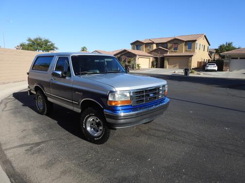 1996 Ford Bronco XLT