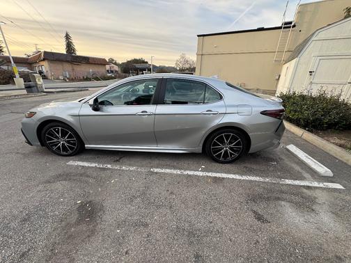 2021 Toyota Camry SE Nightshade