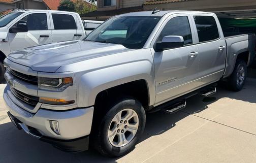 Silver 2018 Chevrolet Silverado 1500 2LT
