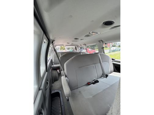 2013 Ford E350 Super Duty XLT