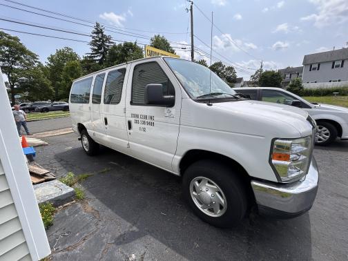 2013 Ford E350 Super Duty XLT