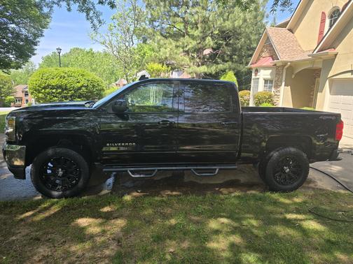 Black 2017 Chevrolet Silverado 1500 1LT