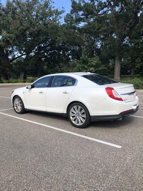2016 Lincoln MKS EcoBoost
