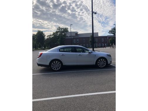 2016 Lincoln MKS EcoBoost